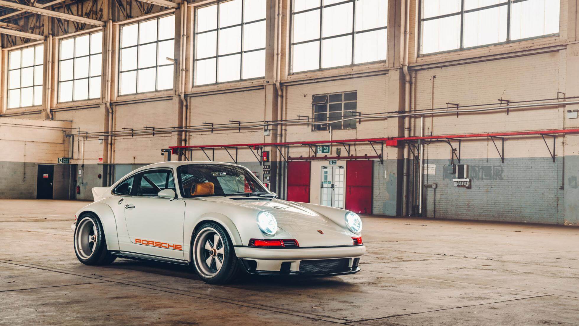 Porsche 911 - Singer Vehichle Design - Top Gear